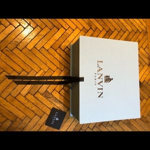 Lanvin box with duster